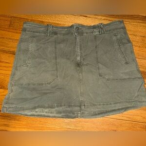American Eagle Outfitters Stretch Olive  high rise mini skirt